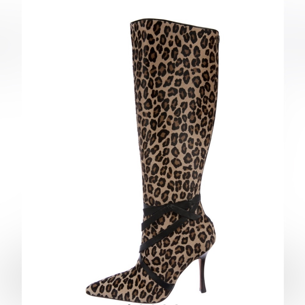 Leopard Print Ponyhair Manolo Blahnik pointed-toe knee-high boots